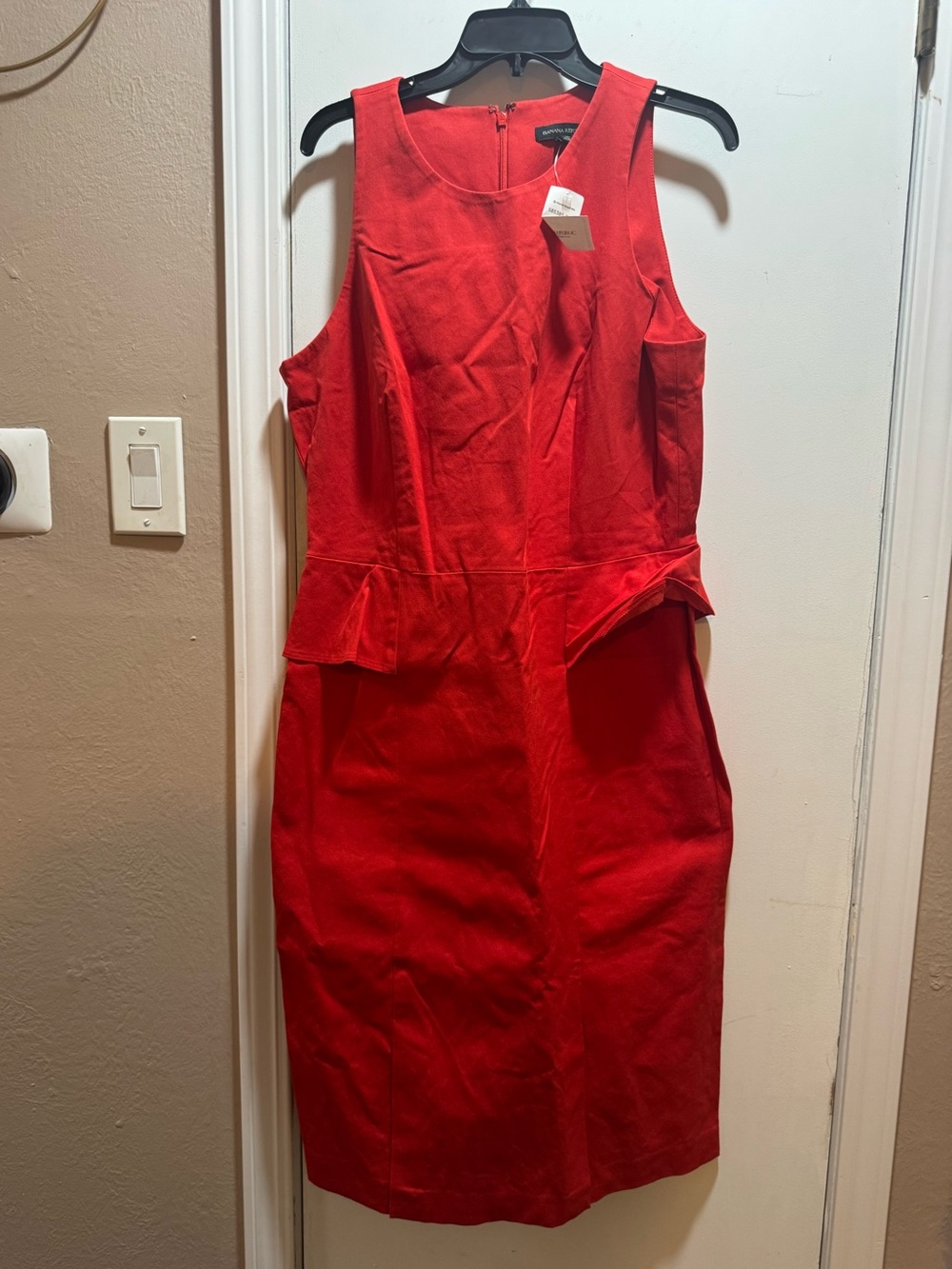 NWT Banana Republic Sleeveless Peplum Dress In Red Size 16T